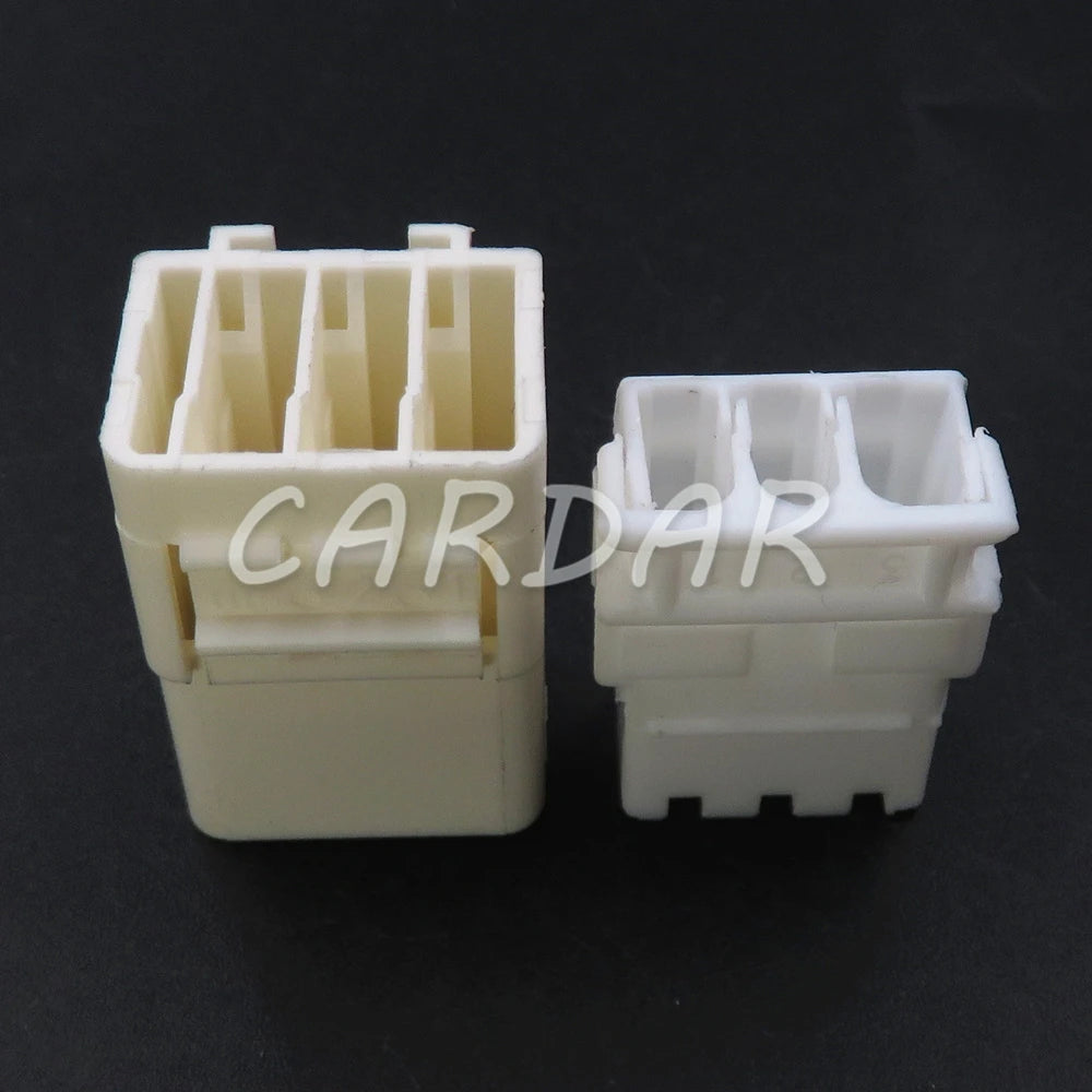 3 Pin 142681-9 9-144835-3 Auto Large Current Wire Harness Socket Auto Plastic Housing Wiring Connector