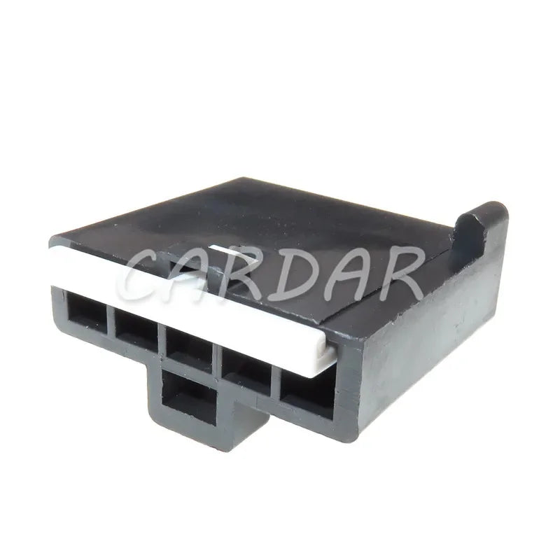 5 Pin Auto Connector Black Electrical Sockets With Pins Terminals