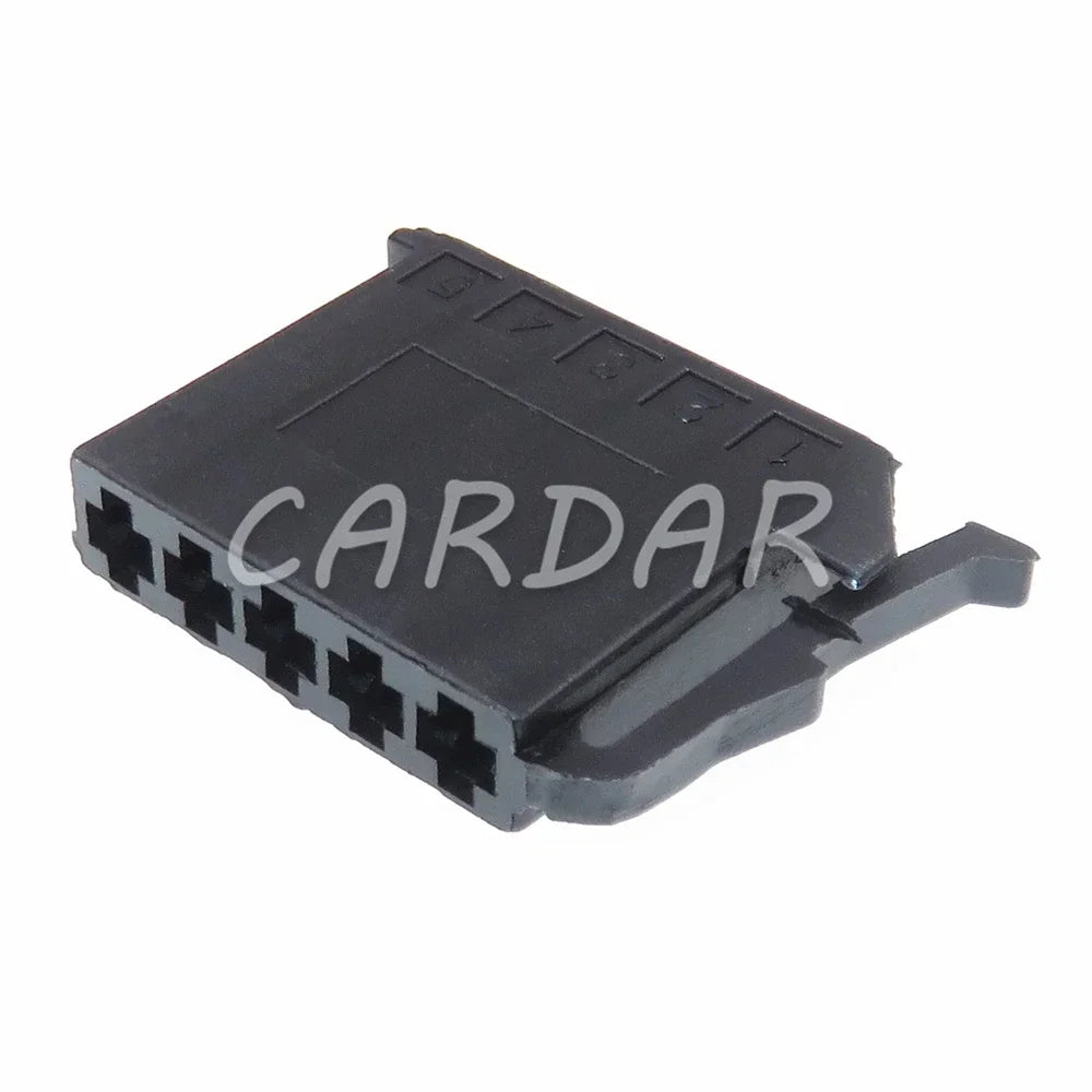 5 Pin 2.8 Series Auto Wiring Terminal Plastic Housing Unsealed Socket Auto Accessories 1H0953635
