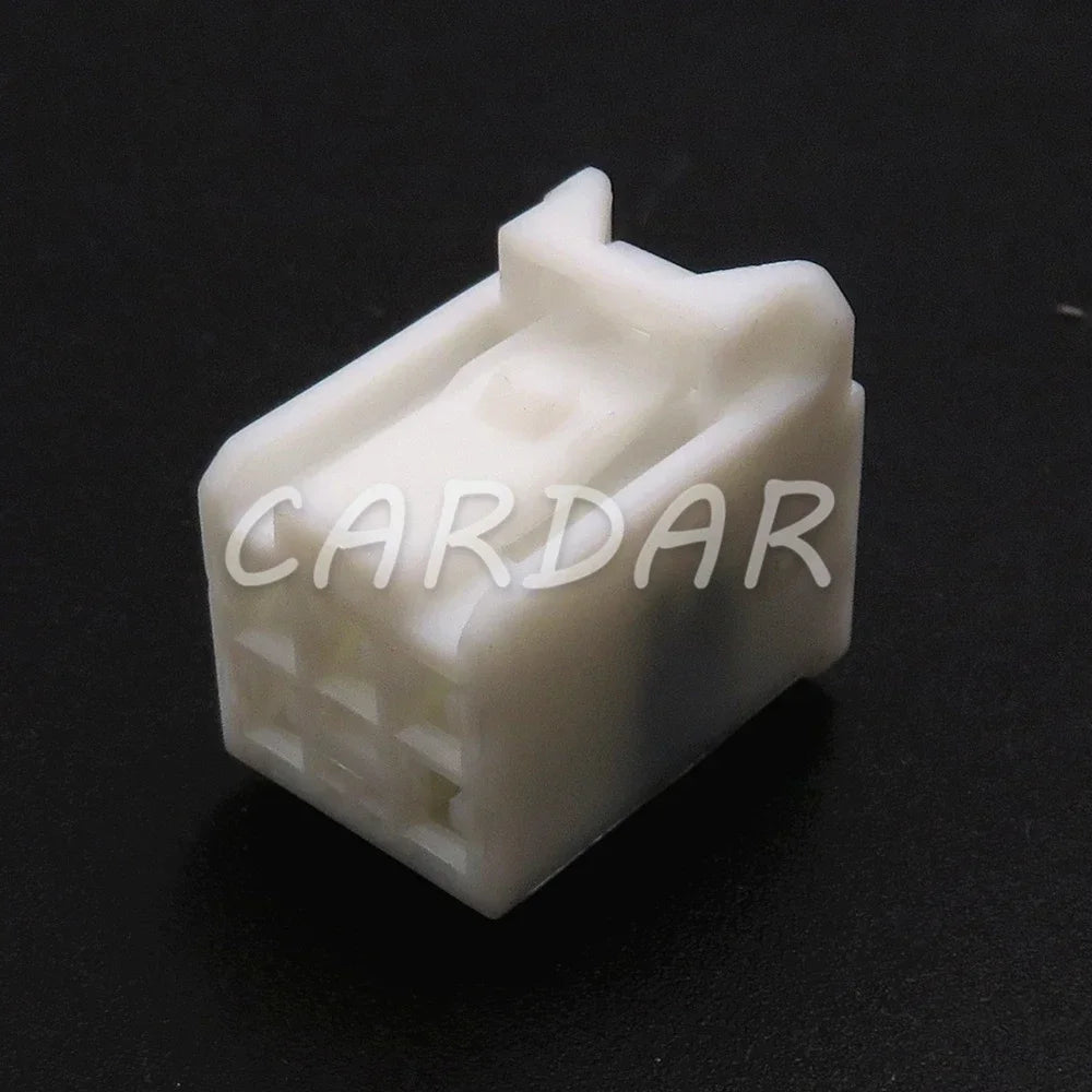 7 Pin 0.7 2.2 Series Automobile Wire Connector Car Modification Accessories White Composite Socket