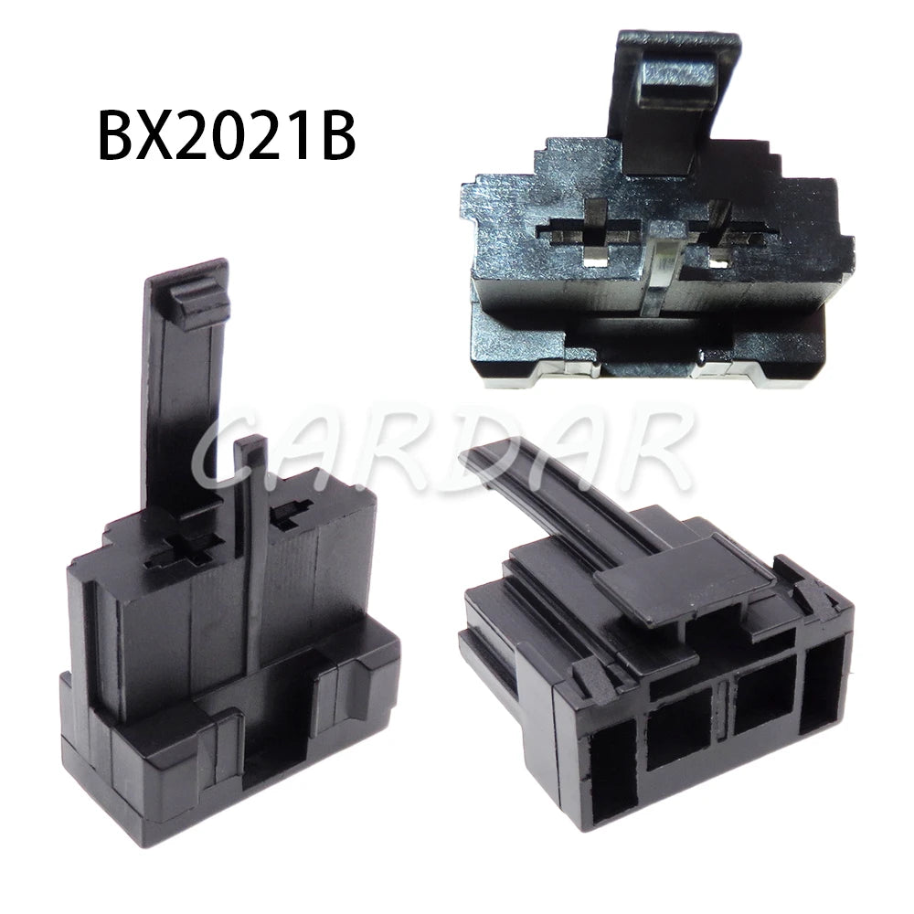 BX2021A BX2021B Medium Auto Insurance Socket Standard Blade Type Fuse Holder with Terminal Middle Fuse Box