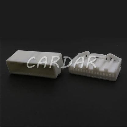 32 Pin 1318747-1 1318745-1 Car Navigation Central Control Instrument Wiring Harness Connector PCB Socket Plugs