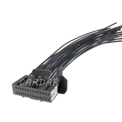 28 Pin Electrical Auto Wiring Harness Connector Auto Cable Socket With Terminals