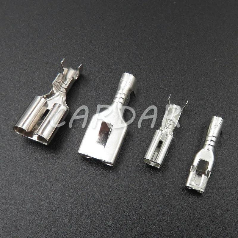 4 Pin 161971970 Auto Wire Socket Cable Connectors With Pins