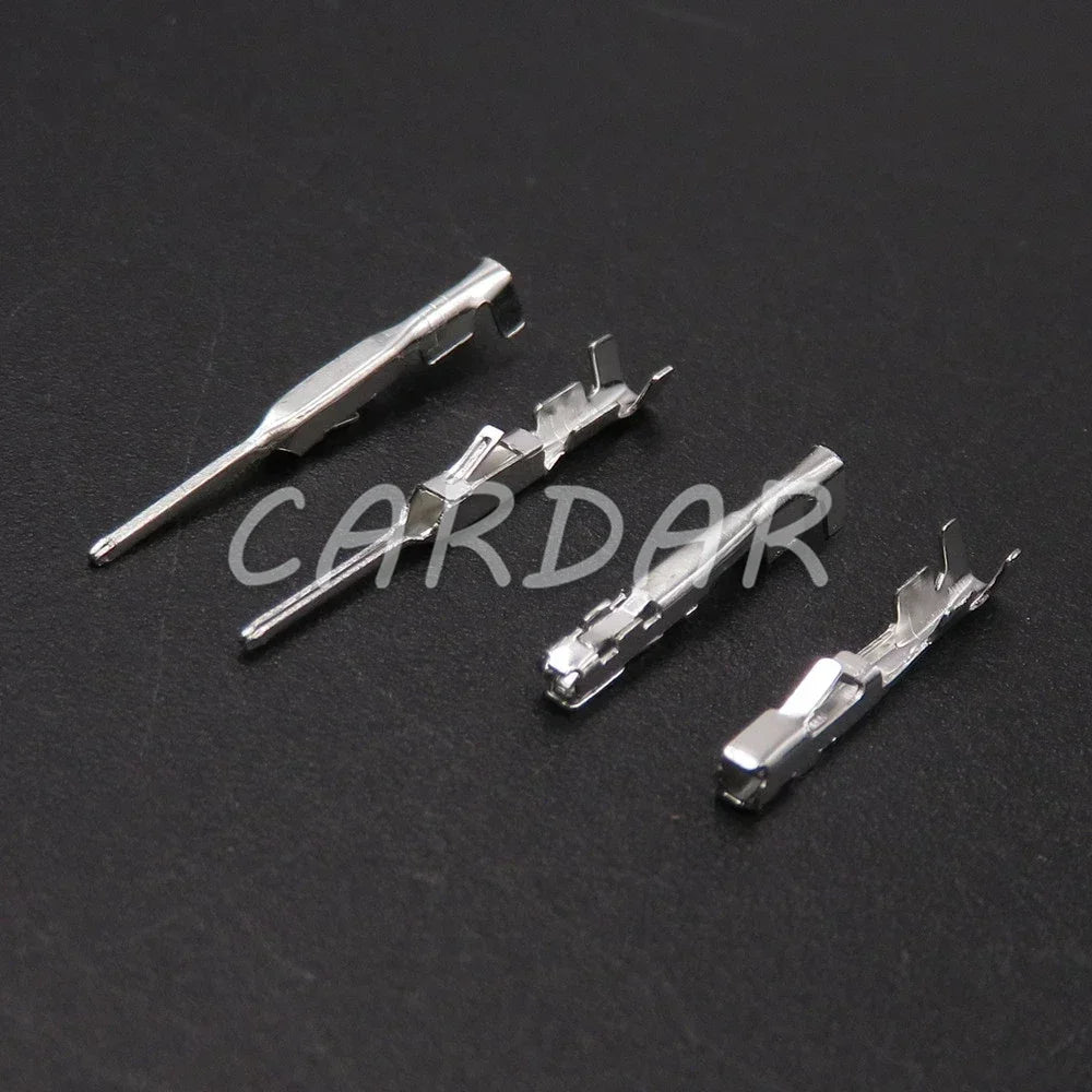 24 Pin Car Navigation Main Engine Small Current Unsealed Socket For Toyota Lexus 6098-4010 Automobile Wiring Harness Plug