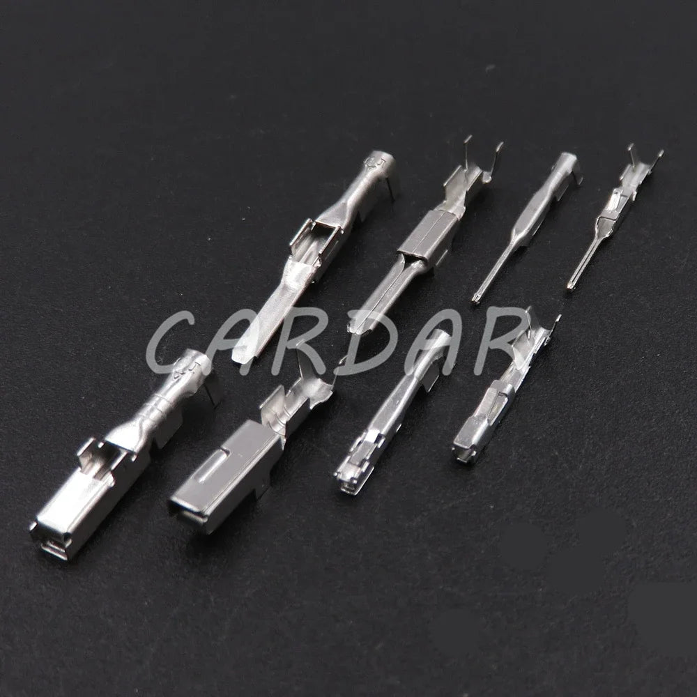 17 Pin 6098-3893 6098-3933 Car Wire Harness Socket Auto Composite Connector Automotive Accessories