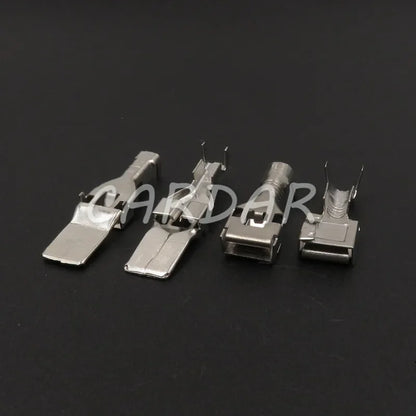 4 Pin 7283-3040 MG651926 Auto Electrical Connector 7.8mm Plug Sockets For High Big Current