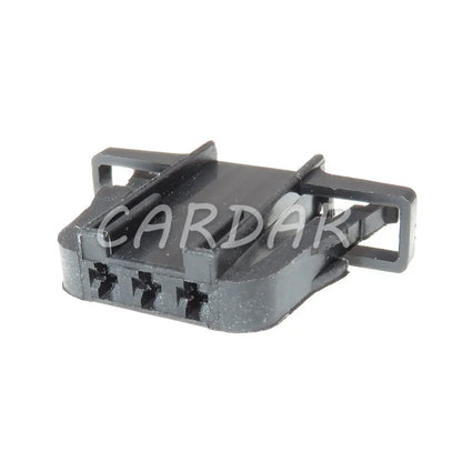 3 Pin 3B0972703 Auto Horn Socket 1.5 Automotive Wire Connector Door lamp Tail lights plug For VW Skoda