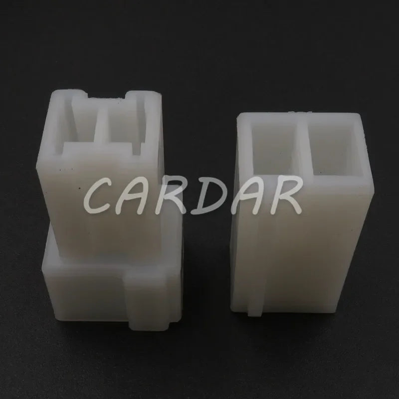 2 Pin Electrical Vehicle Automotive Connector Fog Lamp Light Socket