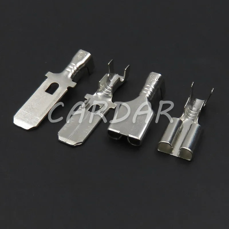 4 Pin DJ7042A-6.3-11 DJ7042A-6.3-21 7122-2840 7123-2840 Electric Plug Automotive Sensor Connector
