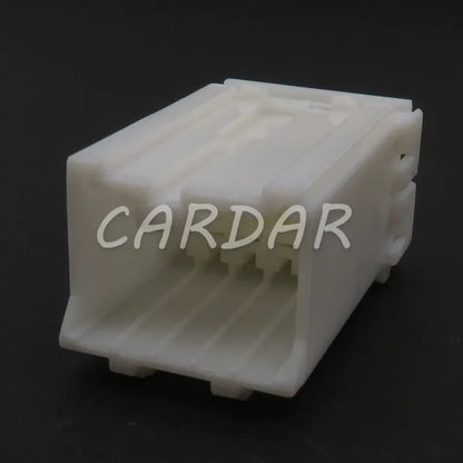 8 Pin MG620403 MG610402 Car Cable Connector Auto Electrical Socket