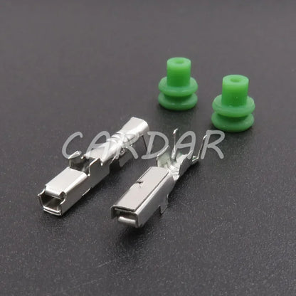 5 Pin Pump Connector 7283-1052-10 90980-11077 Waterproof Automotive Socket For Toyota Camry Hyundai
