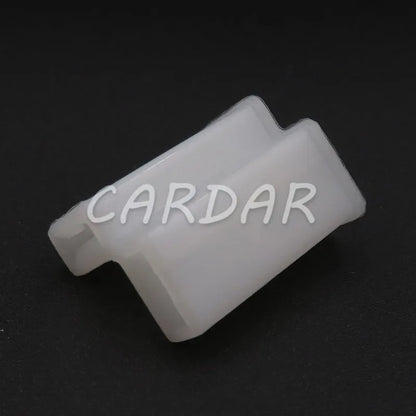 2 Pin PA66 Automotive Connector Fuel Nozzle Plug Housing Connector Electrical Wiring Connector Wire Clip Socket