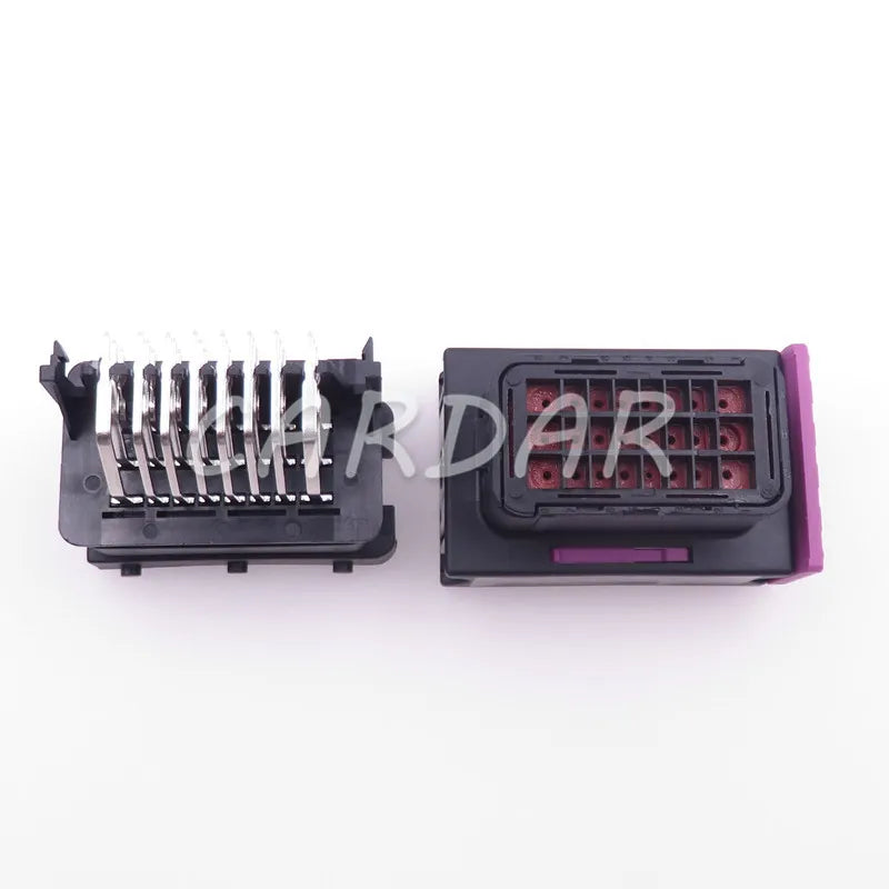 24 Pin FCI 211PC249S0005 211PL249S0023 HCCPHPE24BKA90F Automotive Connector Auto ECU PCB Socket Black Plug