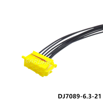 8 Pin 357971968 357971968A 928586 357971971A Auto Harness Socket With Terminals