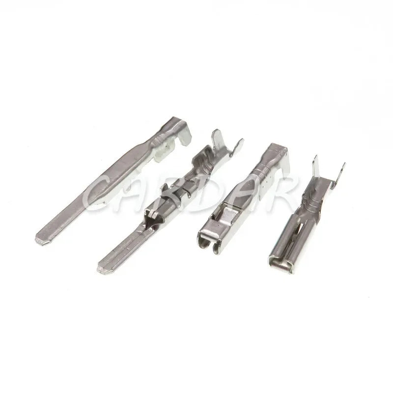 4 Pin 6098-0244 6098-0243 Electrical Wiring Connector Automotive Socket With Terminals