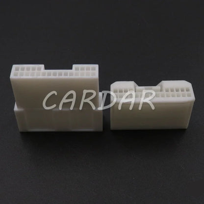 24 Pin Car Navigation Main Engine Small Current Unsealed Socket For Toyota Lexus 6098-4010 Automobile Wiring Harness Plug
