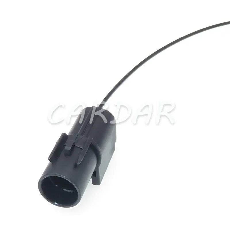 1 Pin PB625-01027 PB623-01020 Auto Electrical Compressor Engine Socket Waterproof Plug For Mitsubishi Hyundai