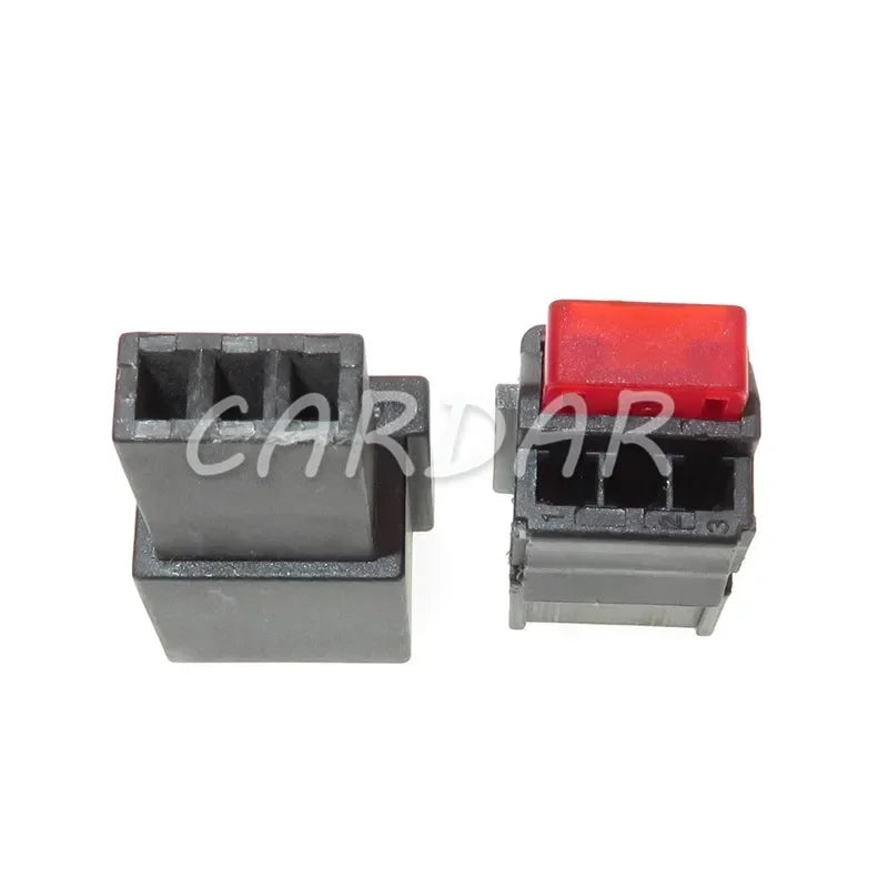 3 Pin 7N0 972 703 Car Taillight Chair Connector 7N0972703 Auto Plug Socket Tail lamp