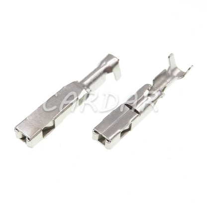 3 Pin 1.5 Series 211PC032S8049 Grey Automobile FCI Wiring Socket Plastic Housing Electric Cable Connector