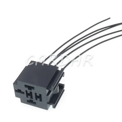 5 Pin Automotive Relay Base Connector Relay Sockets With Metal Pins