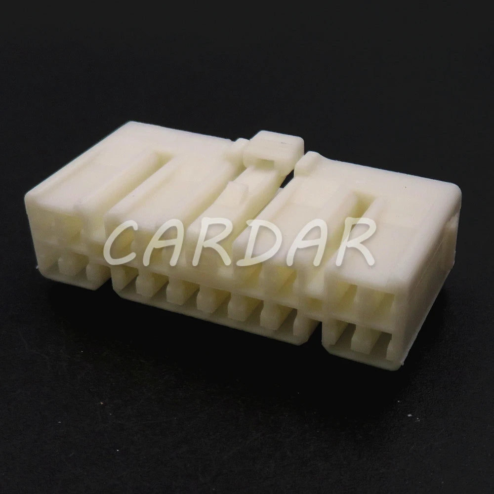 18 Pin Auto Power Amplifier Host Electric Wiring Plug Car Plastic Housing Socket For Toyota Lexus MG641077 MG651074