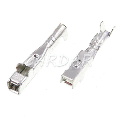 16 Pin 13520382 Black Automobile Wire Harness Plastic Housing Unsealed Socket With Terminal