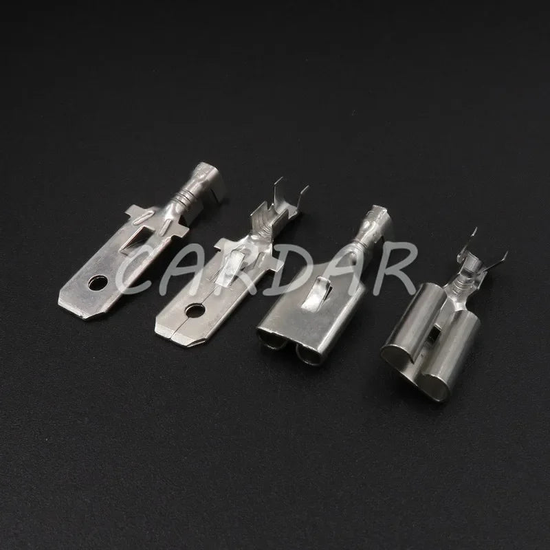 2 Pin Electrical Vehicle Automotive Connector Fog Lamp Light Socket