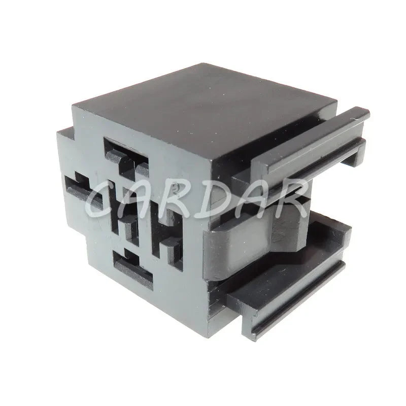 5 Pin Automotive Relay Base Connector Relay Sockets With Metal Pins