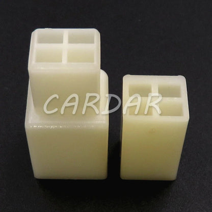 4 Pin 2.8 Series Auto Fuel Pump Electrical Connector 6130-0540 6130-2340 Male Female Unsealed Socket