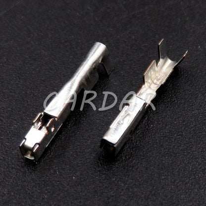 22 Pin White Automotive Low Current Electric Wiring Plastic Housing Unsealed Socket With Terminal 353028-1