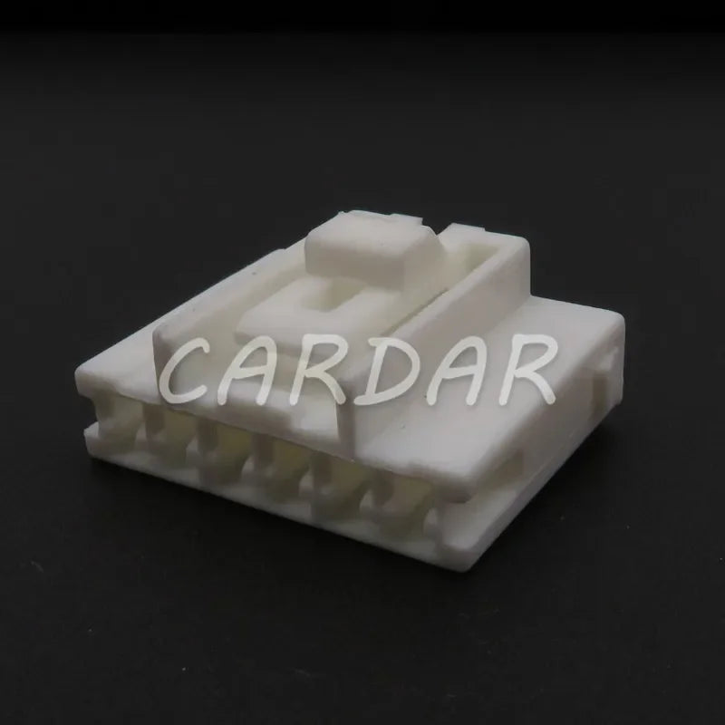 6 Pin 7283-1061 Electrical Sockets Auto Connector With Terminals For Car Auto