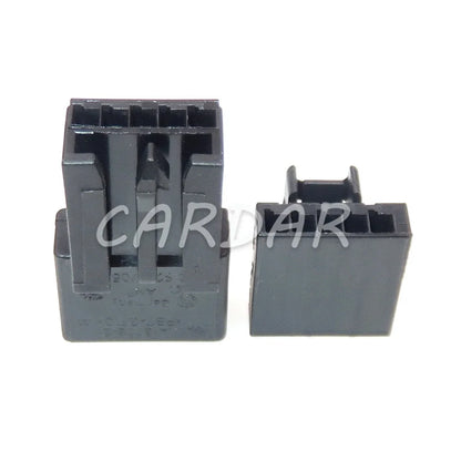 5 Pin 8R0973705 8R0973605 1418778-2 1563569-1 Car Steering Wheel Wire Socket Auto Small Current Connector