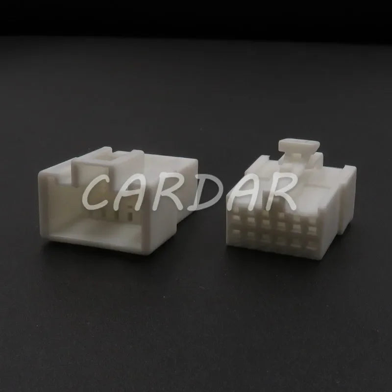 12 Pin 7123-8828 MG640388 Car Connector Automotive Electrical Cable Socket