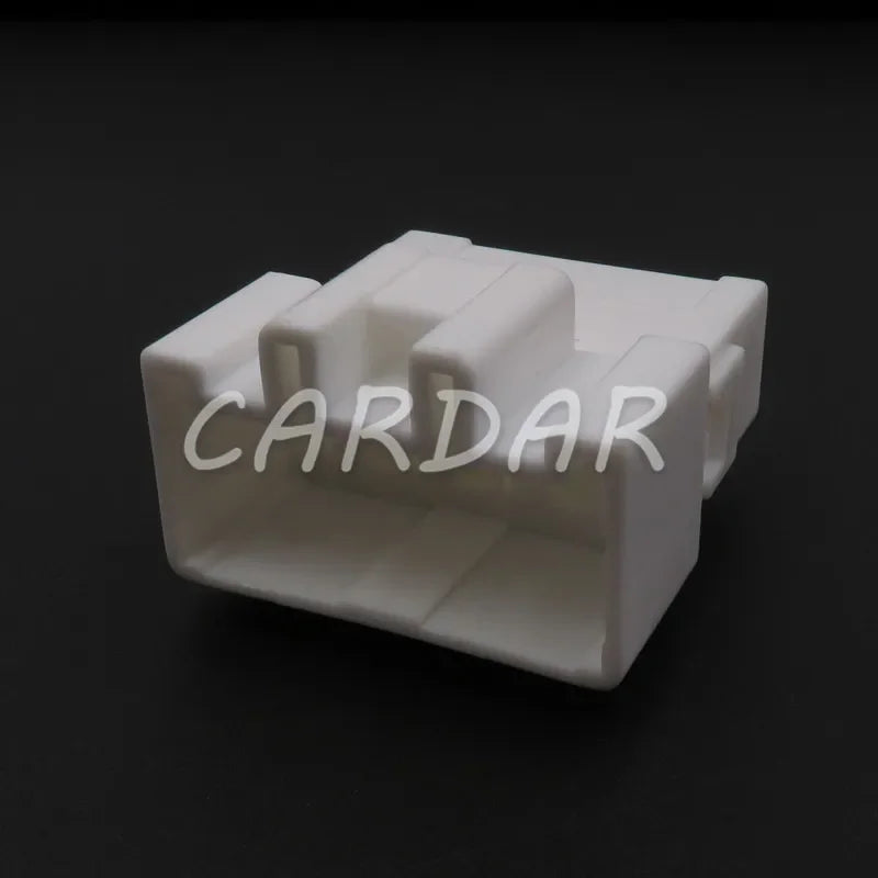 4 Pin 7283-3040 MG651926 Auto Electrical Connector 7.8mm Plug Sockets For High Big Current