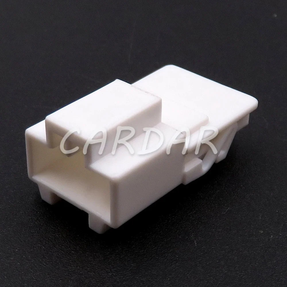 4 Pin MG621389 MG611275 Automotive Male Female Docking Unsealed Wire Harness Socket