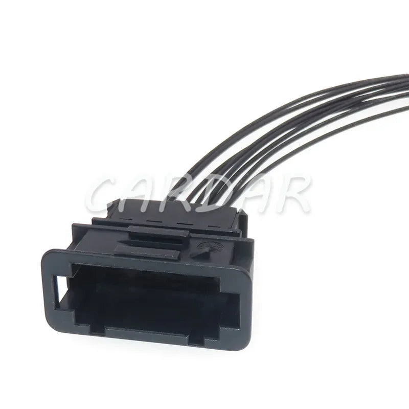 8 Pin 1J0972784 6.3mm Auto Electric Wiring Cable Connector Socket With Terminals 1J0 972 784 For VW