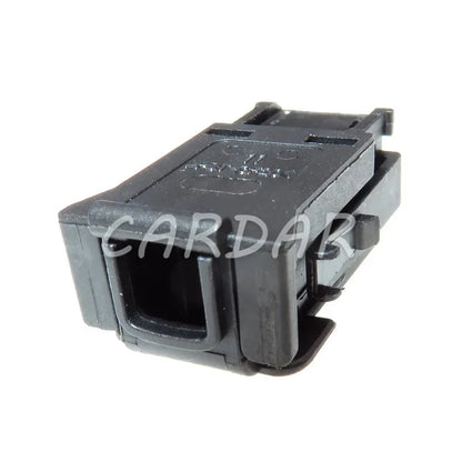 6 Pin Automotive Connector With Terminals For Car Wiring Harness Socket