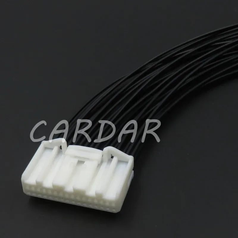 32 Pin 1318747-1 1612268-1 Automotive Navigation Central Control Instrument Electrical Wire Sockets Auto Car Connectors