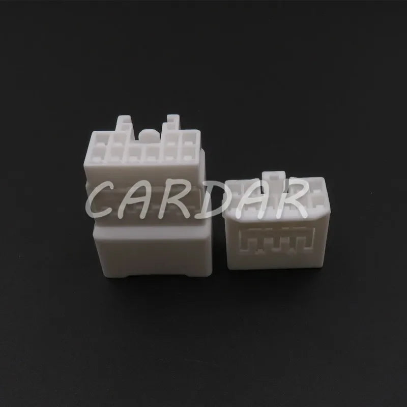 10 Pin MG651056 MG641059 Car Wire Connector Sockets With Terminals
