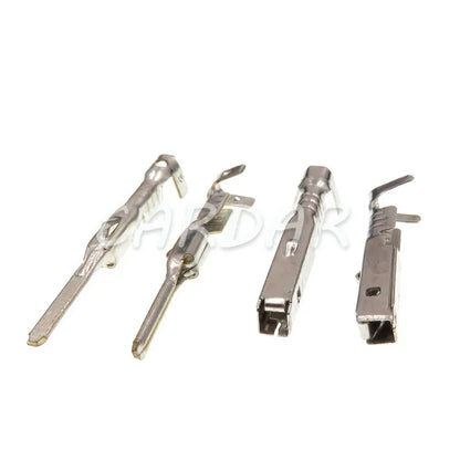 4 Pin 33472-0401 33472-4049 33472-4001 Automotive Light Connector Lamp Socket For Ford
