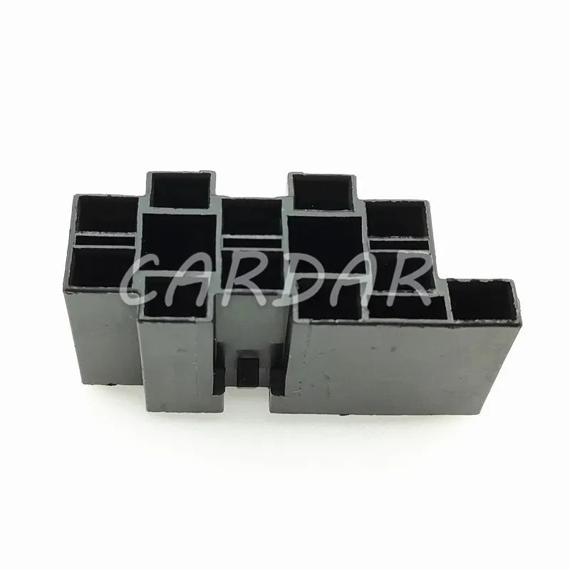11 Pin Automotive Socket Auto Connector With Terminals