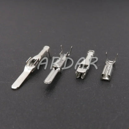 16 Pin MG643315 MG653198 Auto Window Lifter Plug Wire Socket For Chevrolet