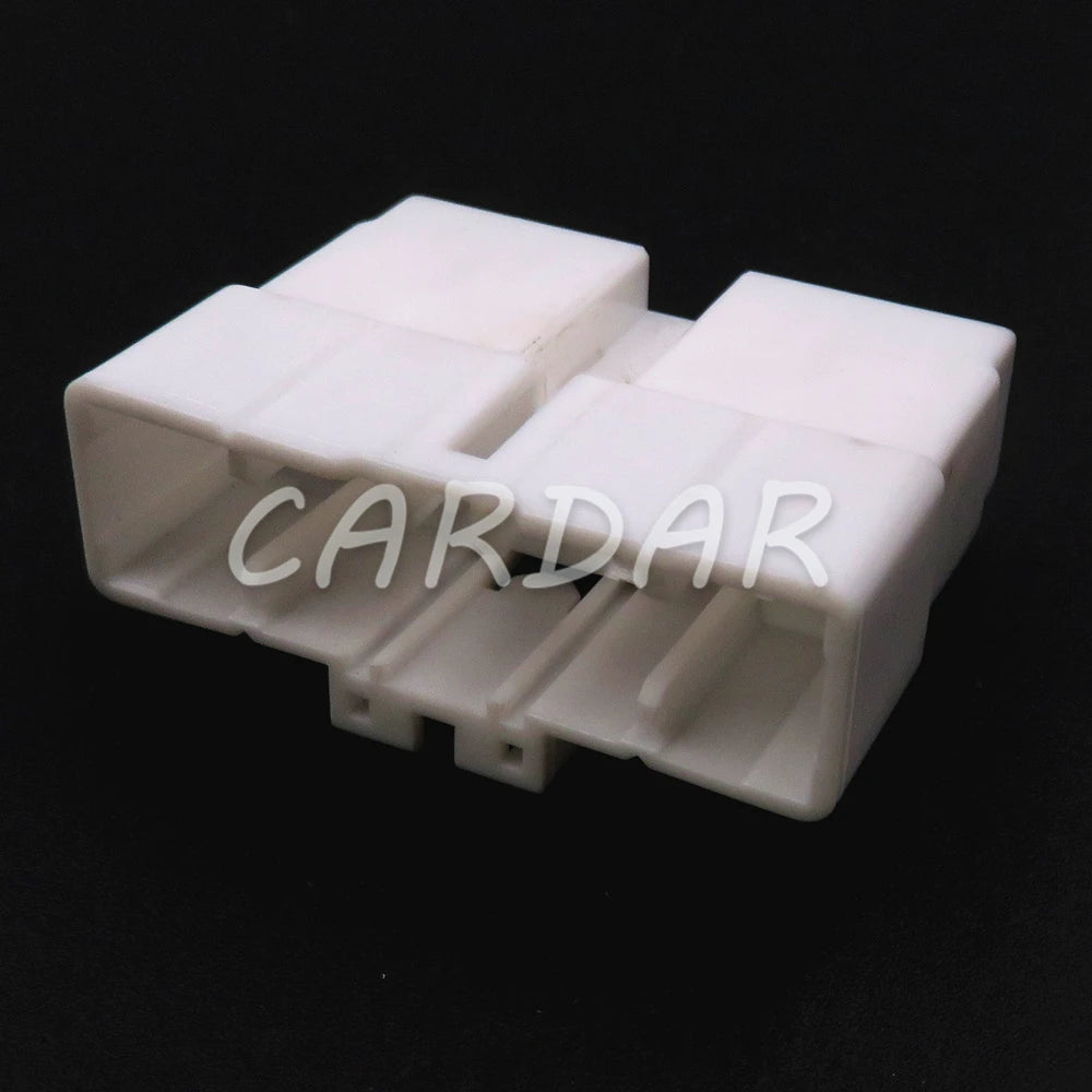 18 Pin Auto Power Amplifier Host Electric Wiring Plug Car Plastic Housing Socket For Toyota Lexus MG641077 MG651074