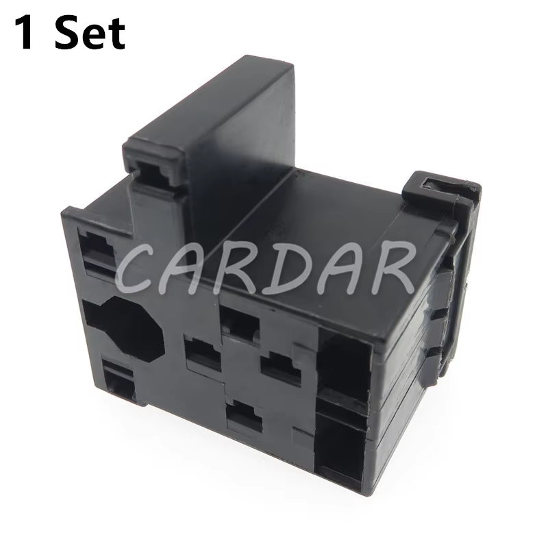 9 Pin Car Plastic Housing Socket Automotive Electric Cable Connector With Terminals