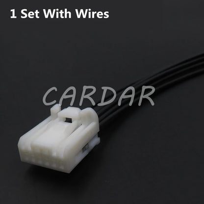 6 Pin 0.6 Series White Miniature Automobile Electric Wiring Harness Unsealed Socket With Terminal